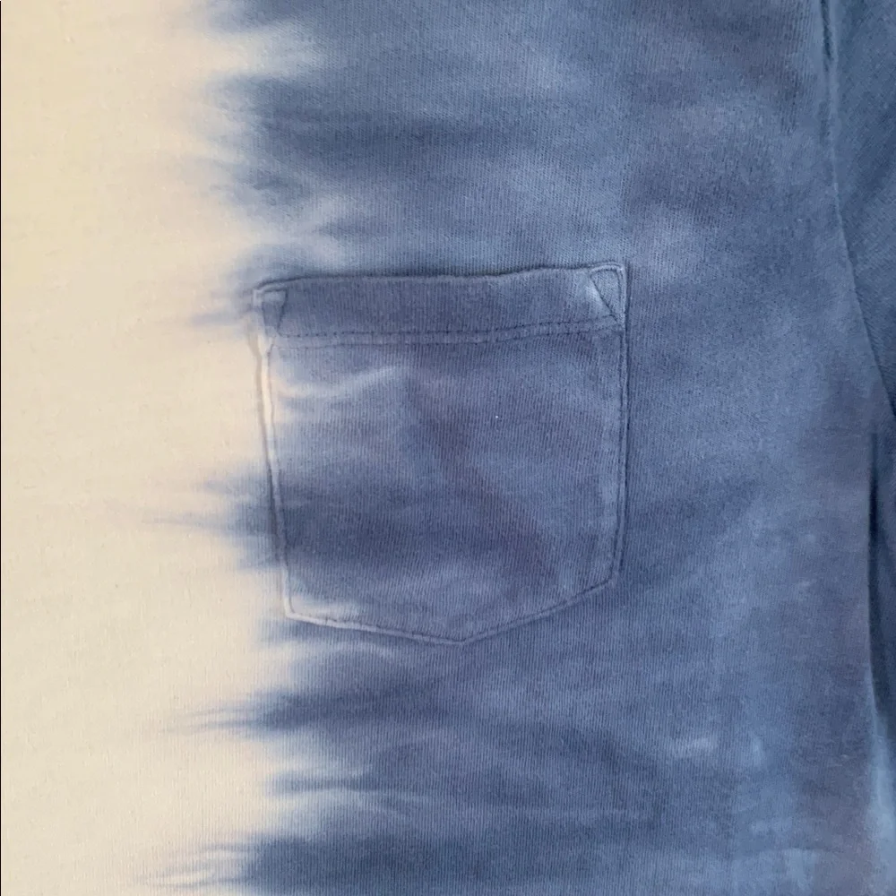 GAP Short Sleeve Orange and Blue Shirt - Picture 2 of 6